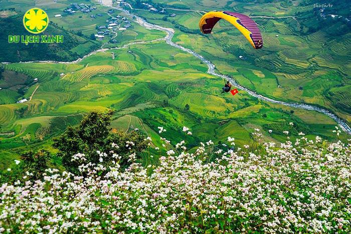 Tour bay dù lượn Mù Cang Chải