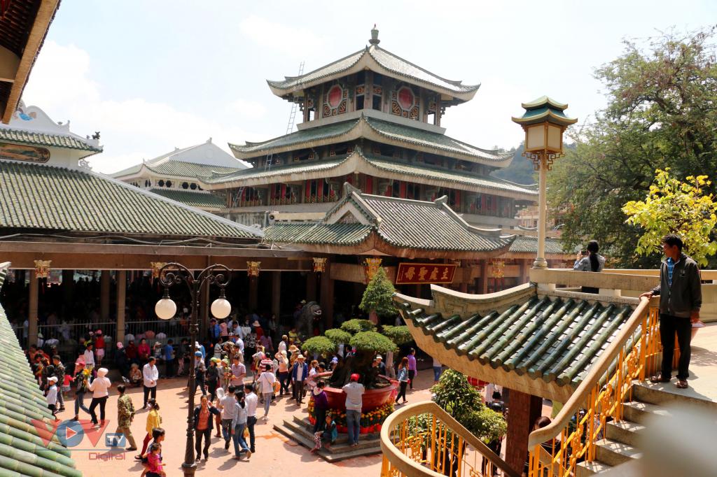 An Giang: Khu du lịch quốc gia Núi Sam tạm ngừng đón khách do dịch Covid-19