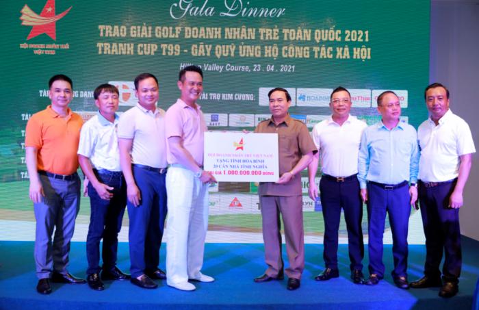 Giải golf Doanh nhân  toàn quốc 2021 gây quỹ từ thiện 4 tỷ