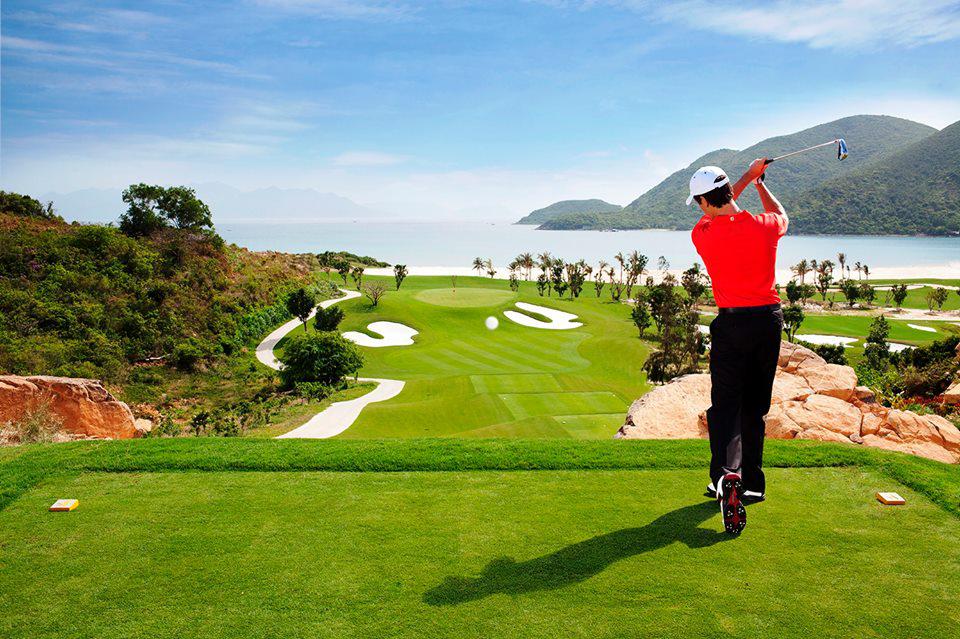 Gói nghỉ dưỡng và chơi golf đẳng cấp tại Vinpearl Phú Quốc hoặc Nha Trang