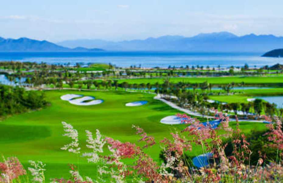 Combo golf Vinpearl Nha Trang 2 ngày 1 đêm