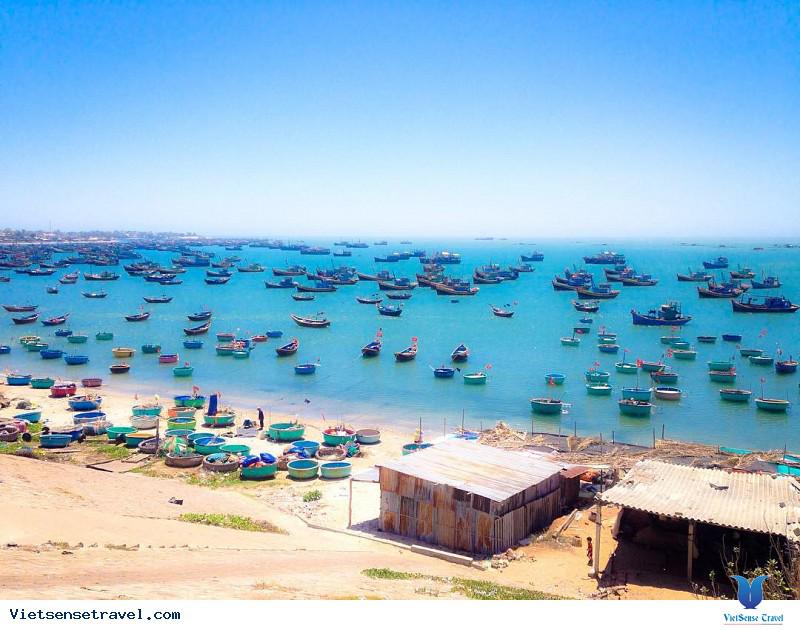 Tour Tết Phan Thiết - Mũi Né - Bàu Trắng 3 ngày 2 đêm