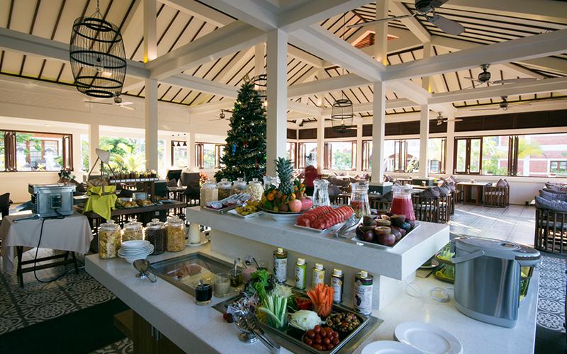Combo VMB và khách sạn Cassia Cottage Resort Phú Quốc 3N2Đ