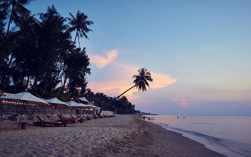 Combo VMB và khách sạn Cassia Cottage Resort Phú Quốc 3N2Đ