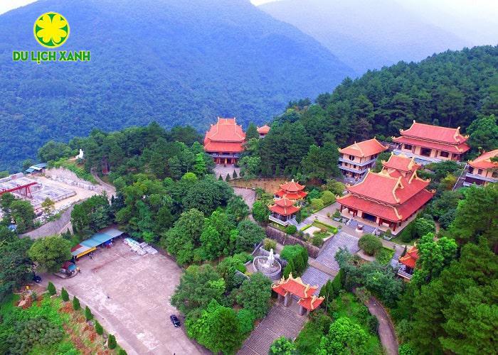 Top 9 điểm tour du lịch lễ hội đầu năm, Tour lễ hội