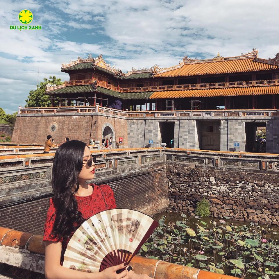 Tour du lịch Sài Gòn - Miền Trung, Tour du lịch Nha Trang - Đà Lạt - Hội An - Huế, Tour du lịch 9 ngày 8 đêm Sài Gòn - Miền Trung, Tour du lịch trọn gói Sài Gòn - Miền Trung ,Du Lịch Xanh