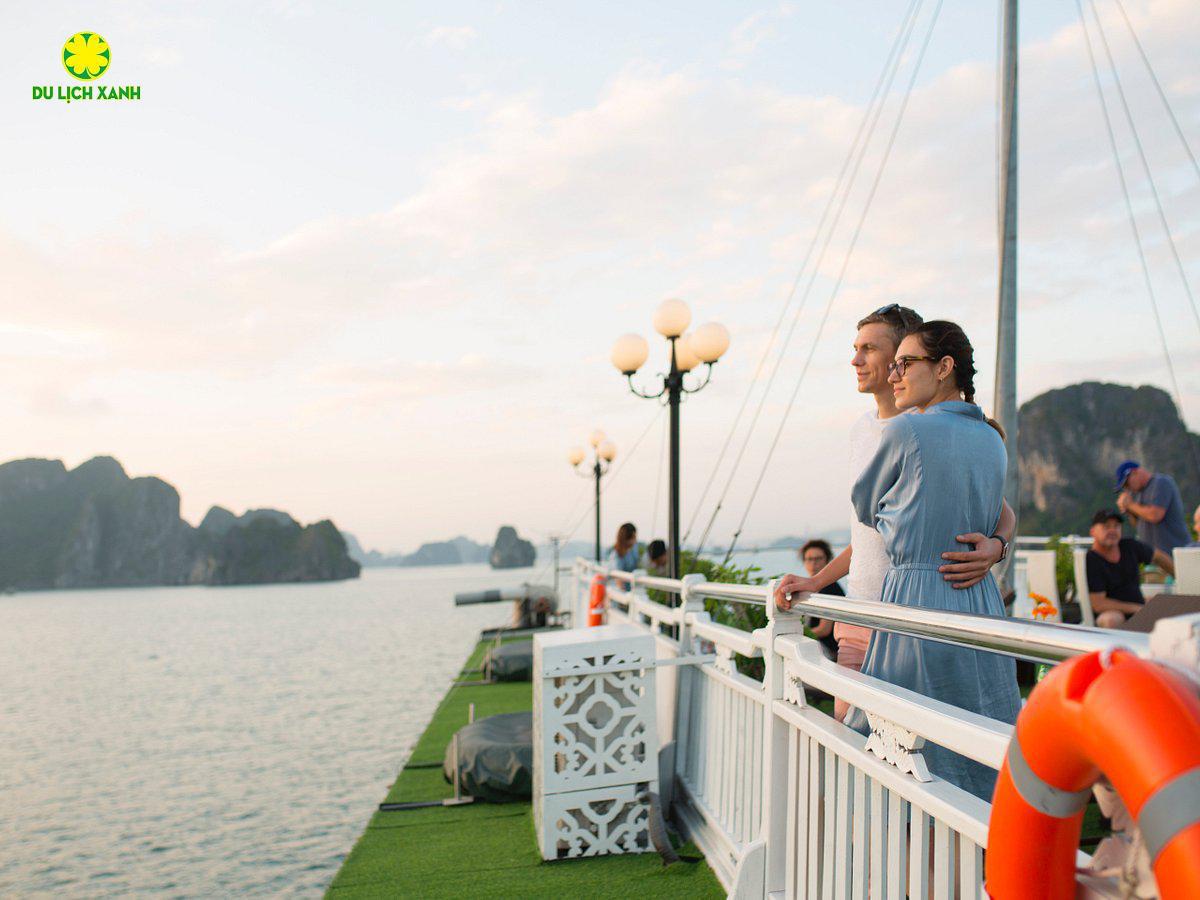 Du Lịch Xanh, Tour du thuyền Signature Hạ Long 2 ngày 1 đêm, Tour du thuyền Signature, Du thuyền Signature Hạ Long, Signature Cruise, Du thuyền Hạ Long, Lịch trình du thuyền Signature Hạ Long