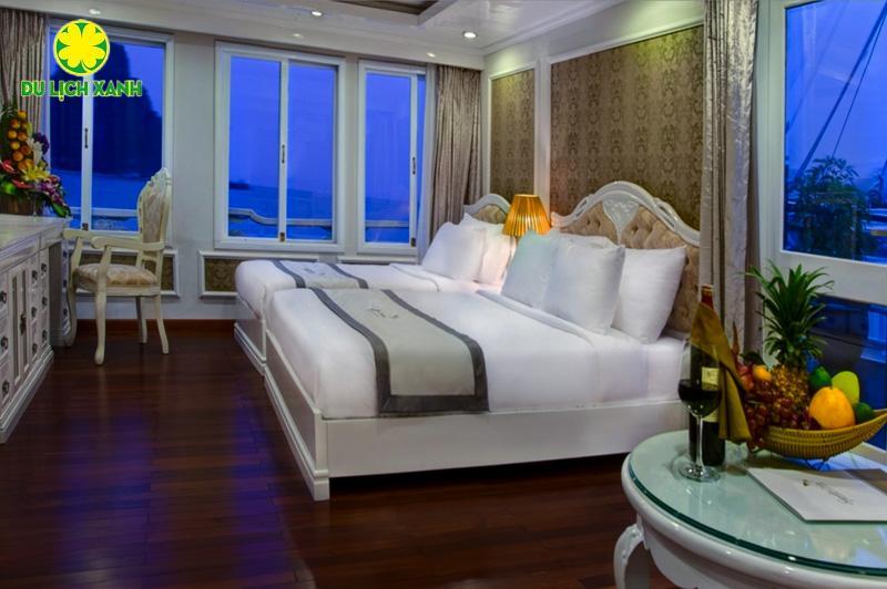 Tour du thuyền Signature Royal Cruises Hạ Long 2 ngày 1 đêm