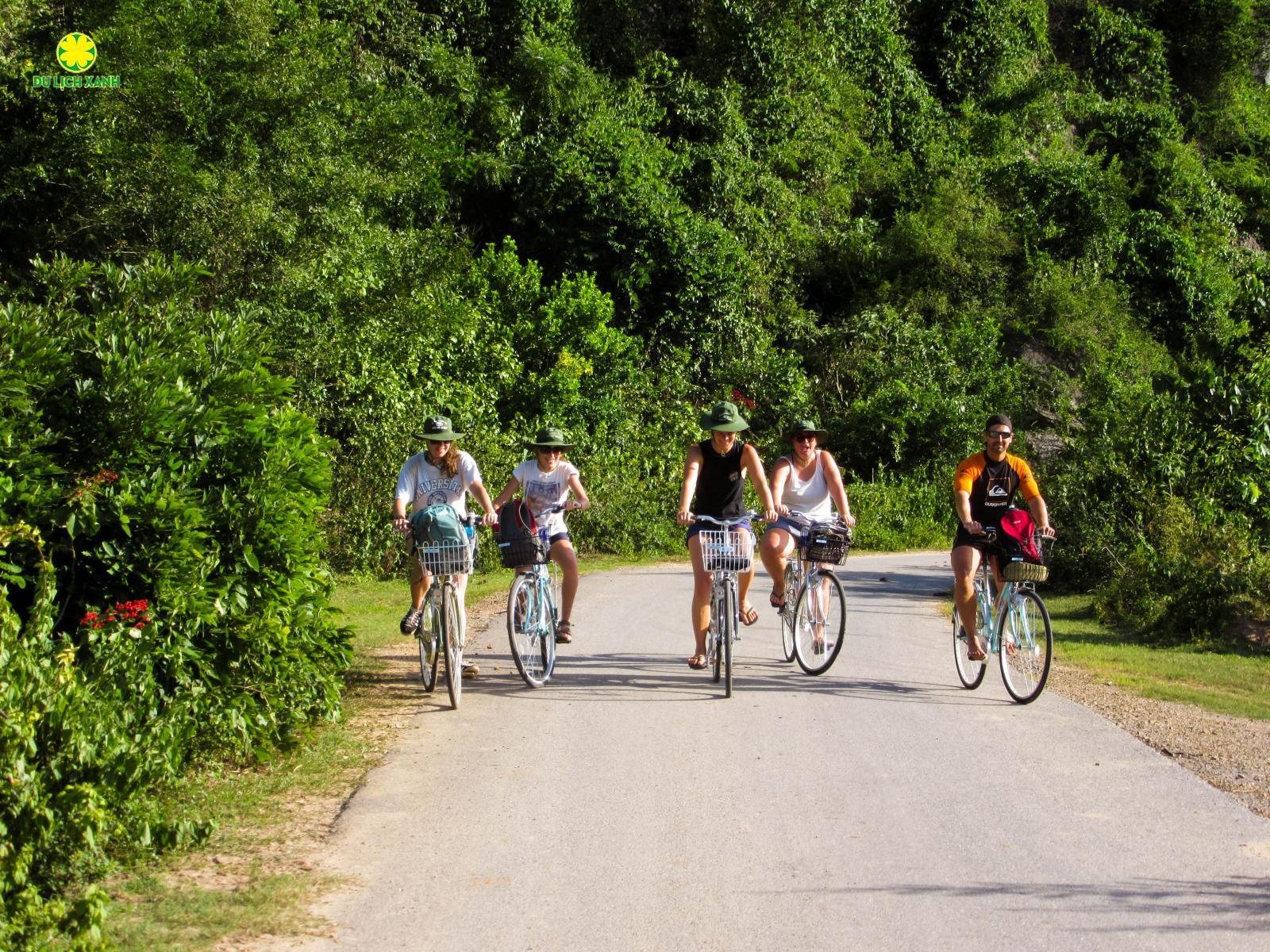 Tour Xe Đạp Phong Nha – Làng Trằm Mé – Sông Chày Hang Tối