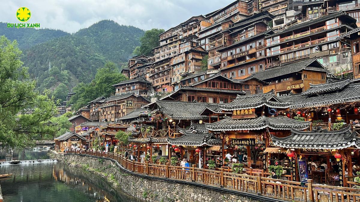 Tour khám phá Châu Hồng- Trung Quốc 4 ngày, Tour Hà Khẩu Bình Biên 4 ngày, du lịch Di Lặc Tây Bắc, Du Lịch Xanh