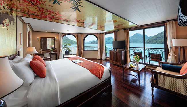 Tour 2N1Đ Du thuyền Indochine Cruises 5 Sao