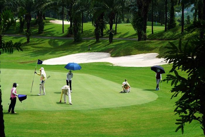 Đặt tee off Sân Golf Long Thành trong tuần