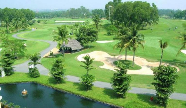 Sân Sông Bé Golf Resort tiêu chuẩn 18 hố cuối tuần