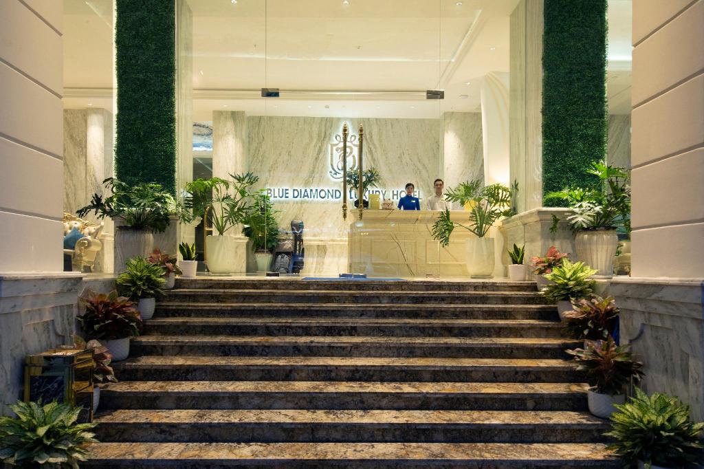 Khách sạn Blue Diamond Luxury Hotel 3 sao cách ly tại Sài Gòn