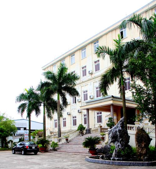 Khách sạn Thăng Long Hotel cách ly tại Hưng Yên