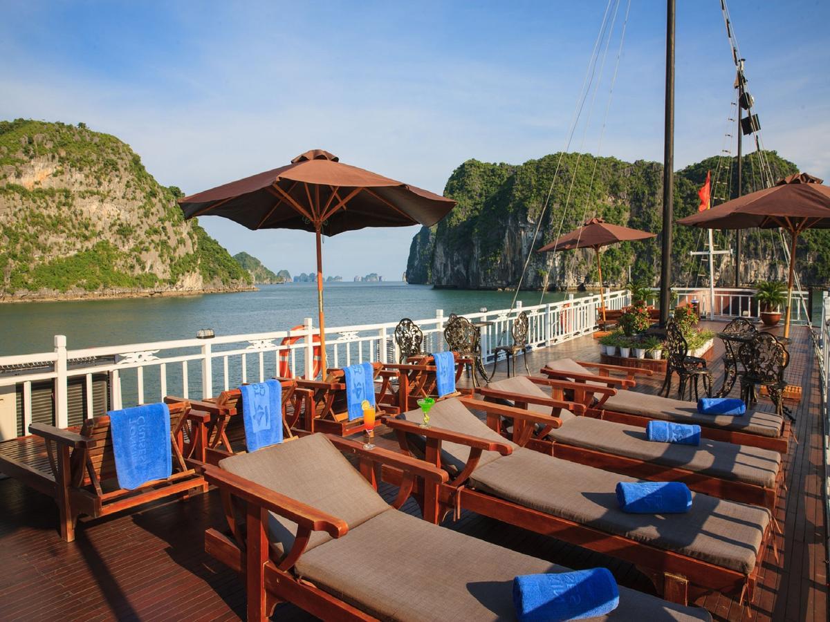 Du Lịch Hạ Long: Du thuyền 4 sao Hệ thống Garden Bay cruise