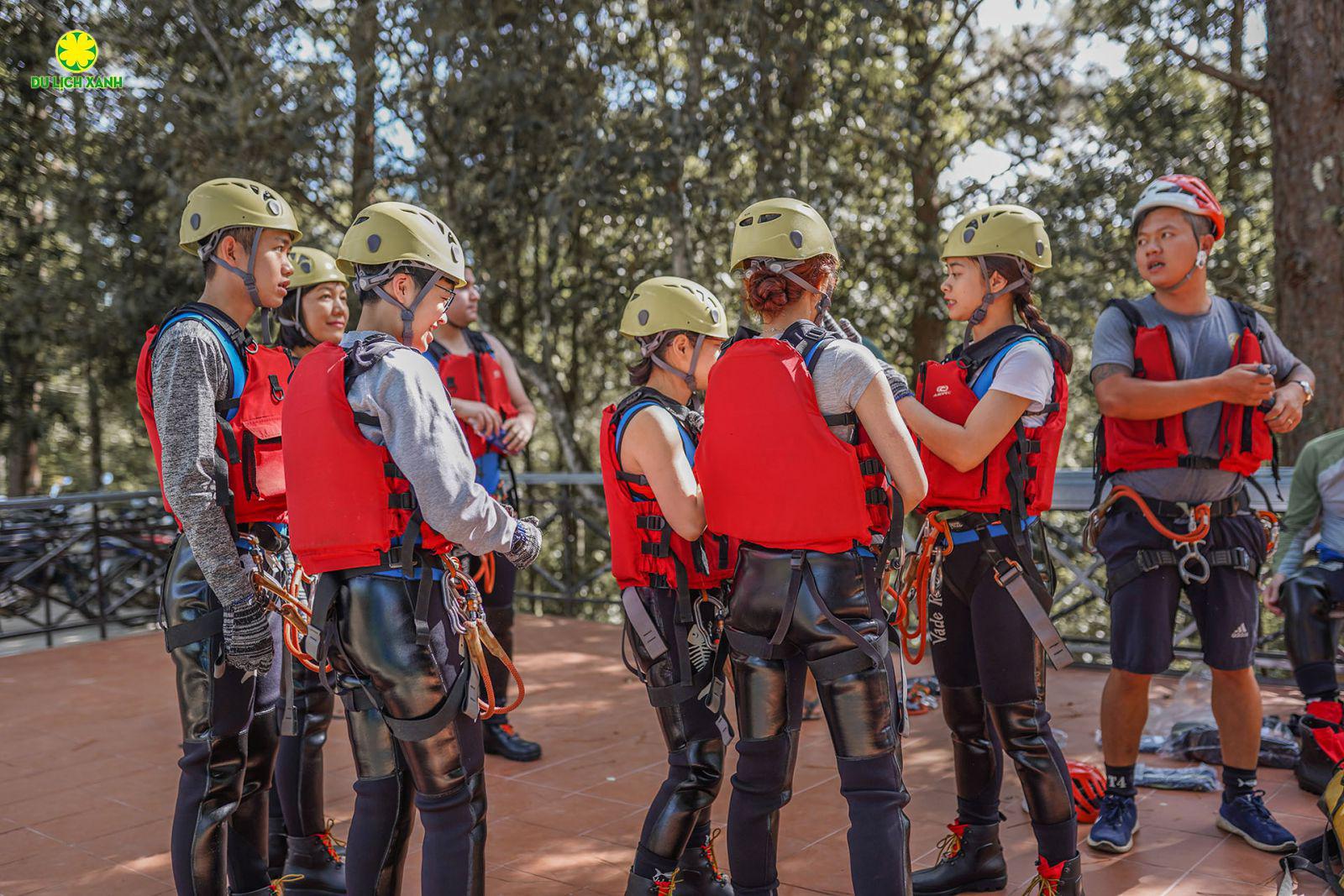 Tour Đu Dây Vượt Thác Datalan Đà Lạt 1 ngày (Tour Mạo Hiểm)