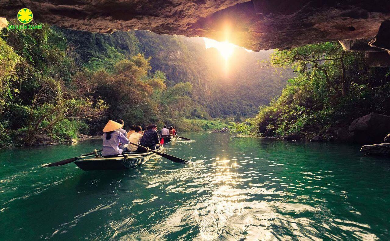 Tour Tràng An - Bái Đính - Đền Trần 2 ngày 