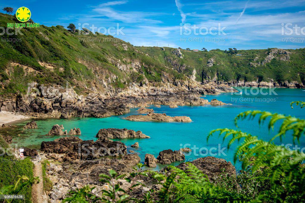 Bảo hiểm du lịch Guernsey xin visa Guernsey bao trọn gói