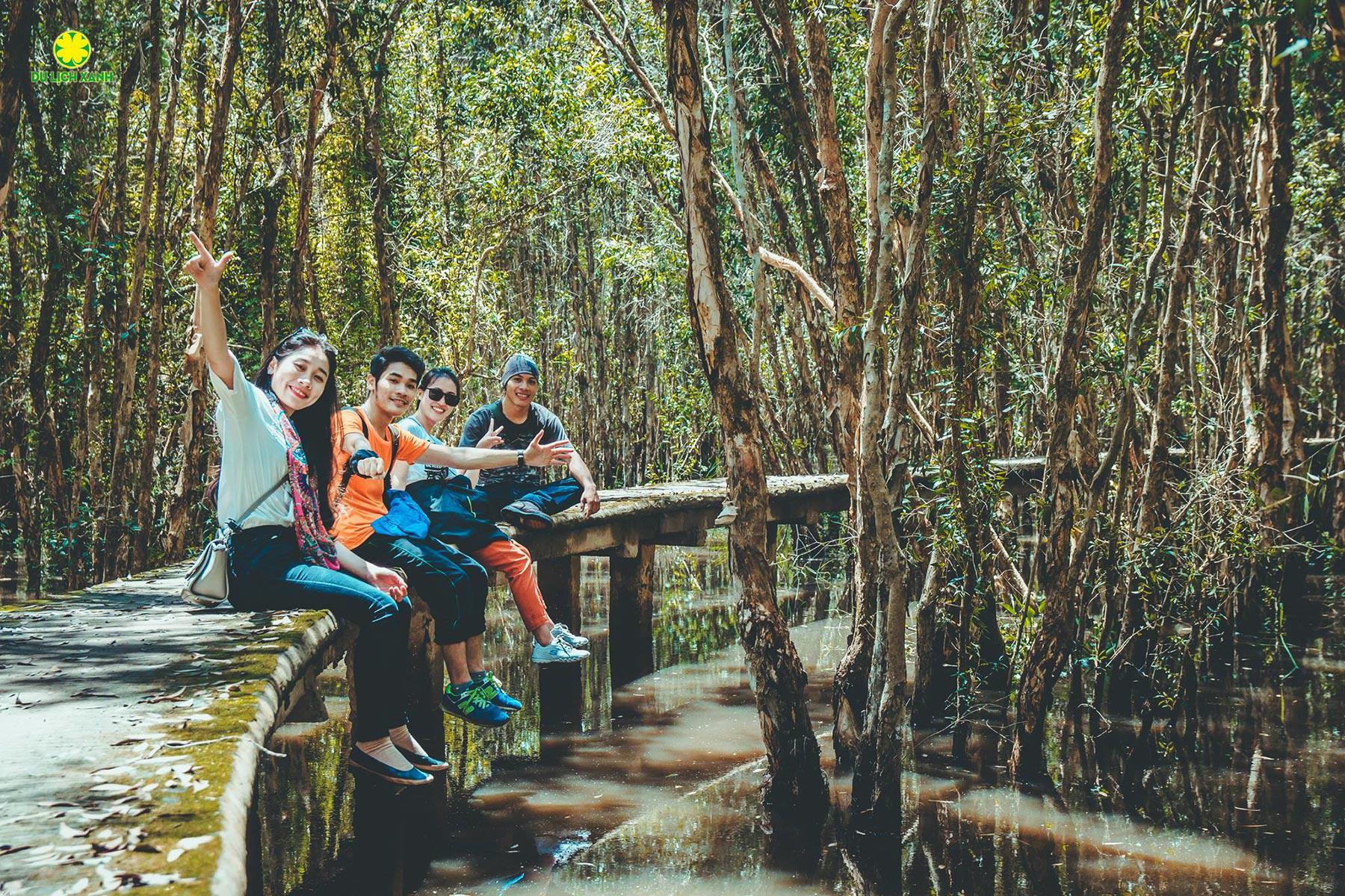 Tour Du Lịch Xuyên Việt Từ Hà Nội - Sài Gòn - Mũi Né - Miền Tây - KDL Đại Nam 7 Ngày 6 Đêm