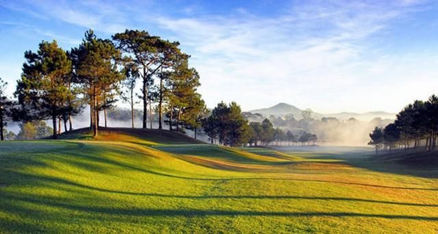 Sân golf Đà Lạt, Dalat Palace Golf Club - 18 Hố - Ngày thường