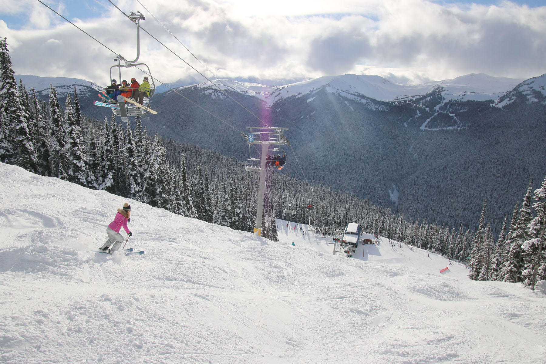 Du Lịch Xanh,  du lịch Canada, Tour du lịch Canada, du lịch Canada dịp Tết Nguyên Đán, Các khu trượt tuyết hàng đầu ở Canada