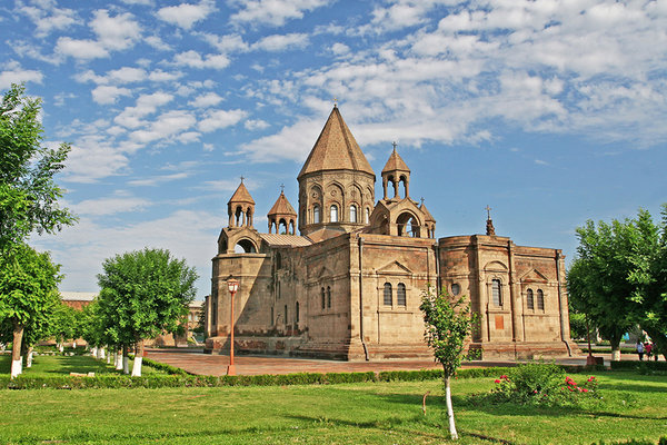 Tết cổ truyền của người Iran. Tết Nowruz. Du xuân tết Nowruz tháng 3.