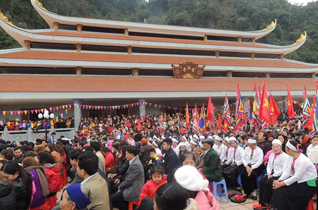 Du lịch tâm linh Hòa Bình, Chùa Đầm Đa, Chùa Tiền, Kinh nghiệm du lịch Hòa Bình, Tour du lịch Hòa Bình,