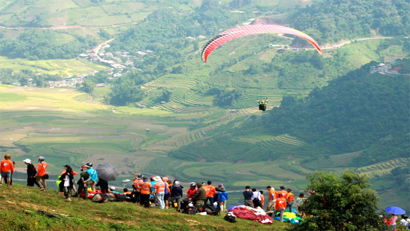 Địa điểm bay dù lượn, Điểm bán tour dù lượn, Du Lịch Xanh