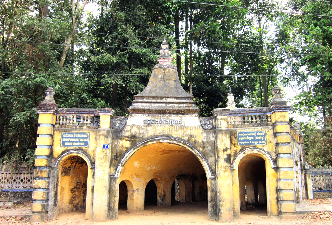 Tour Trà Vinh,  Du Lịch Trà Vinh, Tour du lịch Trà Vinh, Tour Trà Vinh ghép đoàn, Tour đi Trà Vinh, Chùa Hang Trà Vinh