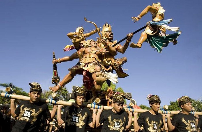 Lễ hội truyền thống mùa xuân ở Indonesia, Du lịch Indonesia, trải nghiệm thú vị tại Indonesia