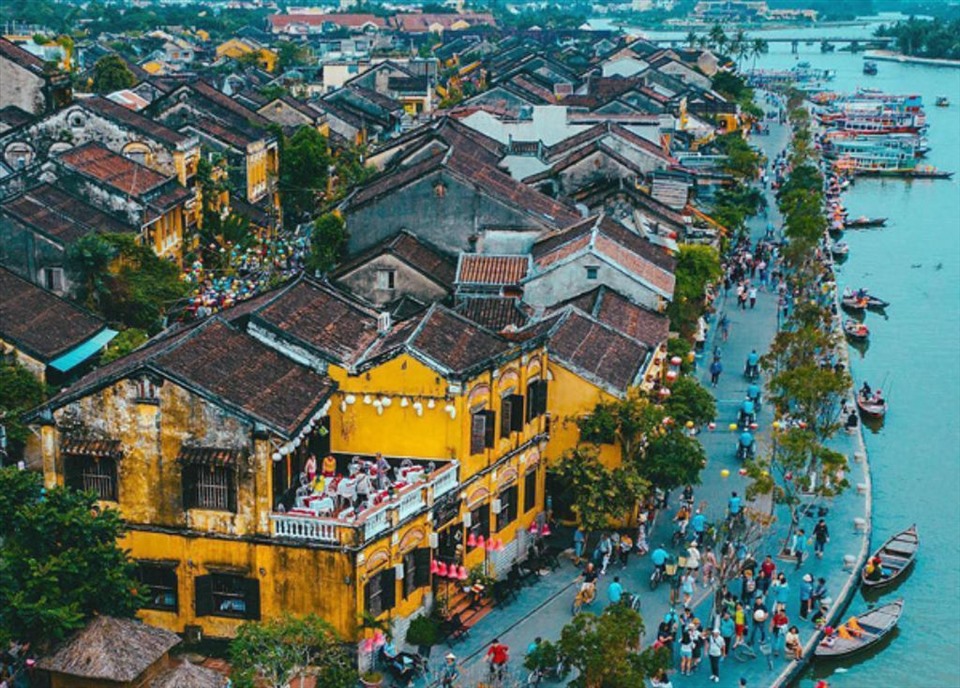 giá vé bay trực thăng. chinh phục Đà Nẵng 30 phút. Du lịch xanh